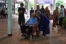 680703 เด็กสมุนพระรามนั่งรถไฟไปปฐมอโศก ร่วมงาน ๙๐ ปี ลุงจำลอง 178.jpeg