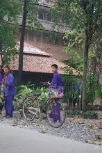 690301 สสธ ม1  ร่วมงานพุทธา ปฐมอโศก 15.JPG