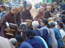 พท+สมณะบิณฑ์ที่งานชุมนุม (52).JPG