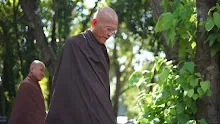 สื่อธรรมะพ่อครู ตอน ชาติความเกิด 5 อย่าง.mp4