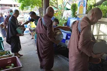 680615 สมุนพระราม ฝึกพาณิชย์บุญนิยม ขายสินค้า อุทยานบุญนิยม 3-2568 13.JPG