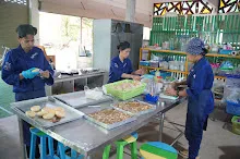 680716 ภาพทำขนมปัง ฐานงานแม่สะอาด Mothers Vegan Bakery 565.JPG