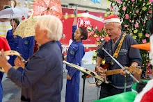 671225 สมุนพระรามร้องเพลงที่ห้างสุนีย์ ในวันคริสมาสต์ 157.jpg