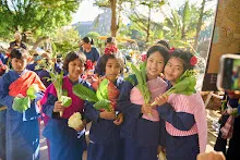 671230 สมุนพระรามแสดงร้องเพลง พิธีเปิดงานเพื่อฟ้าดิน คนมาดูงาน ทำ5ส ทำสวนบ่าย 112.jpg
