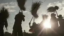 สื่อธรรมะพ่อครู  ตอน  วิปัสสนาต่างกับสมถะอย่างไร.mp4