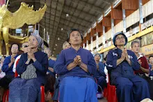 671229 ขบวนแห่พืชพันธุ์ธัญญาหารในงานเพื่อฟ้าดิน 201.JPG