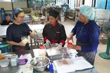680716 ภาพทำขนมปัง ฐานงานแม่สะอาด Mothers Vegan Bakery 91.JPG
