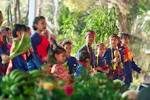 671230 สมุนพระรามแสดงร้องเพลง พิธีเปิดงานเพื่อฟ้าดิน 59.jpg