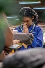680411 พิธีรับกลด นักเรียนและนิสิตสัมมาสิกขา ปี 68 53.jpg