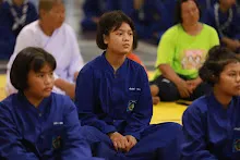 680519 พิธีรับชุดนักเรียนสัมมาสิกขาราชธานีอโศก ม.1 ม.4  127.JPG