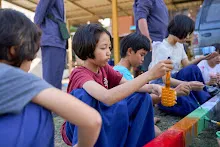 680117 สมุนพระรามปรับปรุงสวน ทาสีเสาป้ายสวนครอบครัวน่ารัก 85.jpg