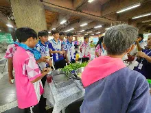680529 อบรมนักเรียน รร.ขวาวใหญ่วิทยา เรียนรู้การทำอาหารมังสวิรัติ เมนูส้มตำ 66.jpeg