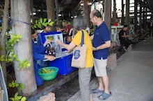 680629 สมุนพระราม ฝึกพาณิชย์บุญนิยม ขายสินค้า อุทยานบุญนิยม 4-2568 142.jpeg