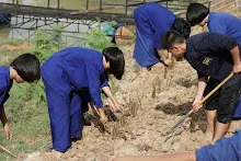 680603 รวมพลังปลูกแฝก วันเฉลิมพระชนมพรรษา สมเด็จพระนางเจ้าสุทิดา 121.jpeg