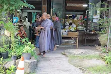 680713 สมุนพระราม ฝึกพาณิชย์บุญนิยม ขายสินค้า อุทยานบุญนิยม 5-2568 107.jpeg