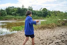 671106 กิจกรรมค่ายสมุนพระราม เล่นโคลนริมมูล12.jpg