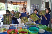 680609 เด็กสมุนพระราม ทำสลัดโรลขึ้นศาลาฉัน 69.JPG