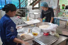 680716 ภาพทำขนมปัง ฐานงานแม่สะอาด Mothers Vegan Bakery 505.JPG