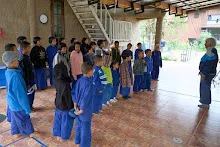671225 สมุนพระรามเตรียมตัวไปแสดงที่ห้างสุนีย์ ในวันคริสมาสต์ 48.jpg