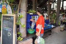 680629 สมุนพระราม ฝึกพาณิชย์บุญนิยม ขายสินค้า อุทยานบุญนิยม 4-2568 163.jpeg