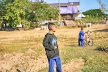 671221 เช้าสมุนพระรามดูแลสวน และขนหินทำน้ำตก บ่ายเล่นเกมกับครูโหน่ง 207.jpg