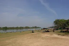 680202 สสธ.ม.3 ฝึกหัดเพาะชำต้นไม้แบบควบแน่น ไปสวนไวพลัง 335.JPG
