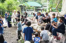 680703 เด็กสมุนพระรามนั่งรถไฟไปปฐมอโศก ร่วมงาน ๙๐ ปี ลุงจำลอง 146.jpeg