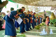 671230 สมุนพระรามแสดงร้องเพลง พิธีเปิดงานเพื่อฟ้าดิน คนมาดูงาน ทำ5ส ทำสวนบ่าย 138.jpg