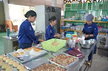 680716 ภาพทำขนมปัง ฐานงานแม่สะอาด Mothers Vegan Bakery 533.JPG
