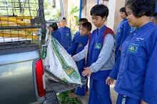 671208 สมุนพระรามไปขนปุ๋ย ที่โรงปุ๋ยพลังชีวิต 58.jpg