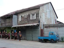 9947 1003_002.JPG
