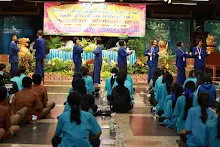 680528 อบรมนักเรียน รร.ขวาวใหญ่วิทยา เรียนรู้การกราบ ไหว้ สันทนาการ 1.JPG