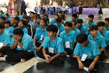 680528 อบรมนักเรียน รร.ขวาวใหญ่วิทยา ชมคลิปชีวิตร่ำให้ คลิปแนะนำชุมชน 60.JPG