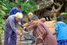 671025 พิธีตอกเสาเข็มแรก สถูปบูชาพ่อครู64.jpg