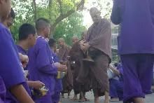 690227 สสธ ม1  เตรียมงานพุทธา ปฐมอโศก 11.JPG