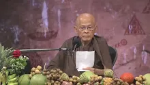 สื่อธรรมะพ่อครู(พระวินัย) ตอน พระจีวรเหลืองผิดพระวินัยหรือไม่.mp4