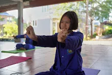 680109 สสธ.ม.4 ฝนเมล็ดพุทธรักษา ฝึกโยคะ สมุนพระรามชายช่วยร่อนทรายทำน้ำตก สวนน่ารัก 18.jpg