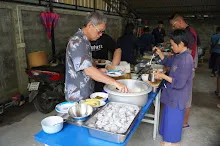 680628 เด็กสมุนพระรามร่วมทำบุญขึ้นบ้านใหม่ ญาติน้องบัว บ้านคำกลาง 395.jpeg