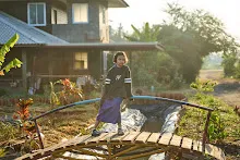 671221 เช้าสมุนพระรามดูแลสวน และขนหินทำน้ำตก บ่ายเล่นเกมกับครูโหน่ง 63.jpg