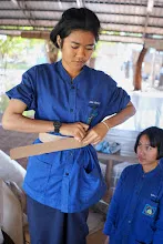 680108 สสธ.ม.ปลายช่วยกันทำชุดรีไซเคิลงานวันเด็ก กล้องเด็กถ่ายเอง 67.jpg