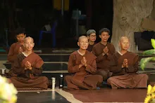 680529 อบรมนักเรียน รร.ขวาวใหญ่วิทยา ทำวัตรเช้า 5.JPG