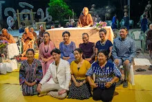 ถ่ายภาพหมู่ ถ่ายกับกลุ่มคน คนสำคัญ