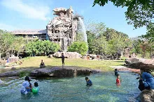 680209-12 นร. Horizon Middle School จาเกาหลี ศึกษาวัฒนธรรมบุญนิยม  บ้านราช 54.jpg