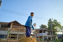 671221 เช้าสมุนพระรามดูแลสวน และขนหินทำน้ำตก บ่ายเล่นเกมกับครูโหน่ง 29.jpg
