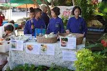 680615 สมุนพระราม ฝึกพาณิชย์บุญนิยม ขายสินค้า อุทยานบุญนิยม 3-2568 30.JPG