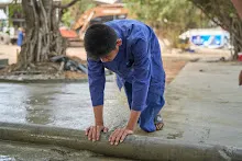 670128 นร.สสธ.ทุกชั้นปี ร่วมกันเทปูนลานสู่สูญ รอบ 2 170.jpeg