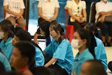 680528 อบรมนักเรียน รร.ขวาวใหญ่วิทยา ชมคลิปชีวิตร่ำให้ คลิปแนะนำชุมชน 39.JPG