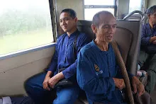 680703 เด็กสมุนพระรามนั่งรถไฟไปปฐมอโศก ร่วมงาน ๙๐ ปี ลุงจำลอง 139.jpeg