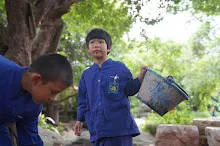680602 สมุนพระราม และ สสธ.ขนทรายและปรับพื้นที่หน้าเฮือนศูนย์สูญ 58.JPG