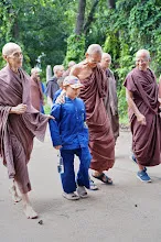 680606 สมุนพระรามร่วมเดินตามรอยโพธิสัตว์ งานอโศกรำลึก 101.jpeg